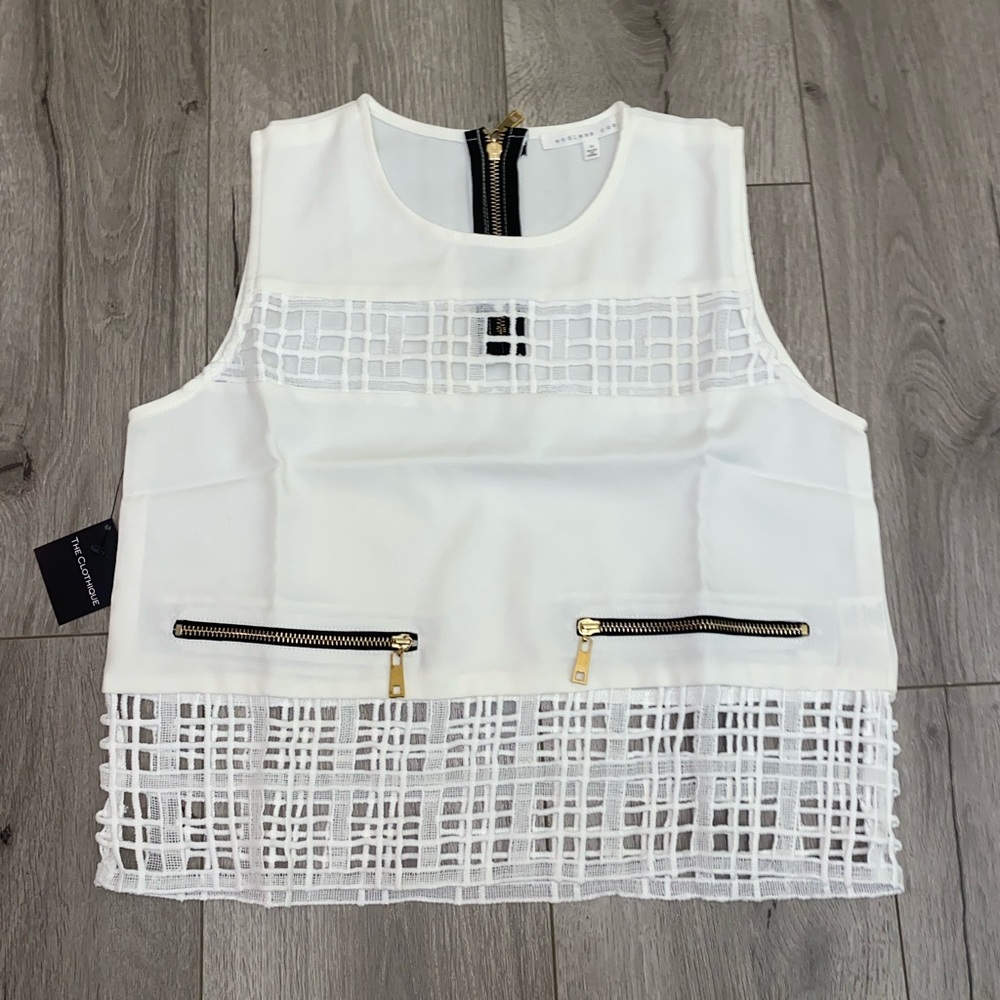 NEW! Endless Rose Crop Top with TAGS!